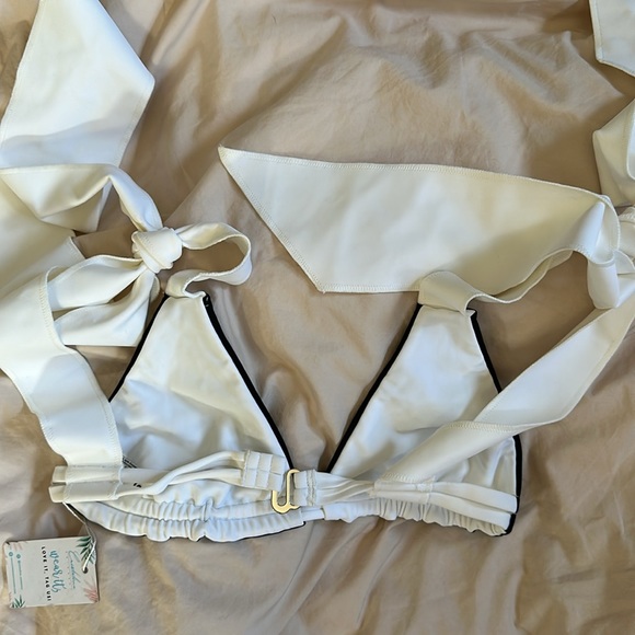 Cristalina Alicia bikini TOP in black size SMALL NWT - Picture 5 of 5